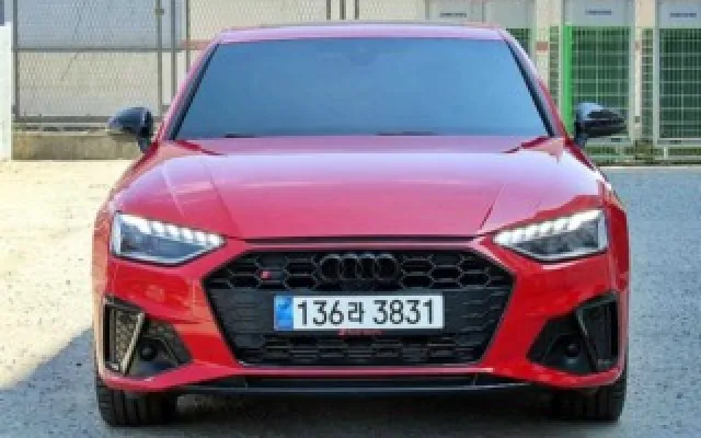 수원믿을수있는중고차매매사이트 S4 (B9) 3.0 TFSI 콰트로 매물 사진 4 - 2023/03 33,640km